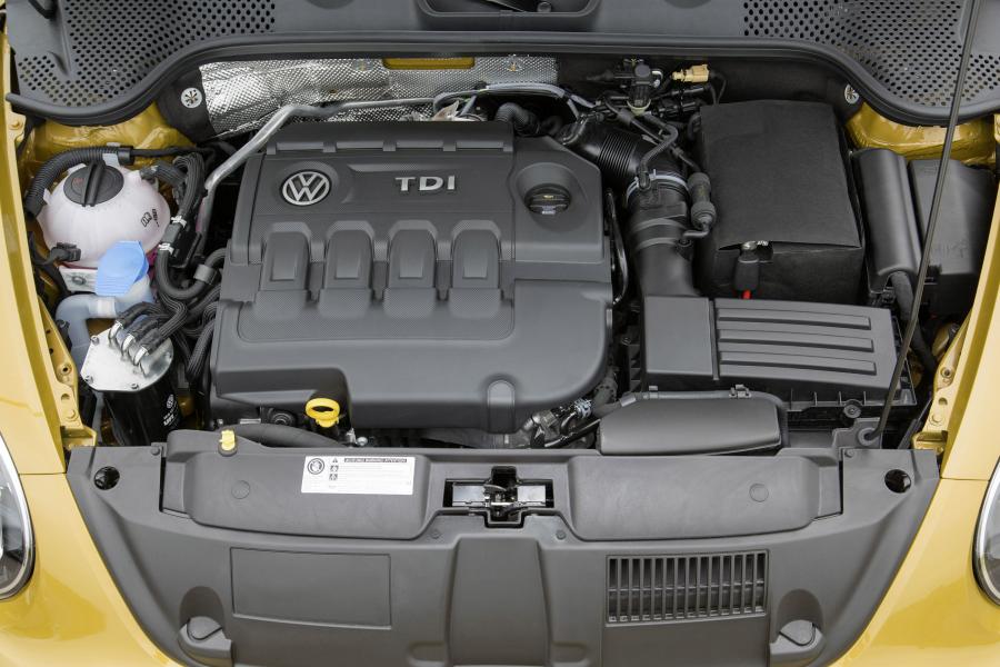  Volkswagen Beetle Dune 2016 года  (фото 17 из 18)